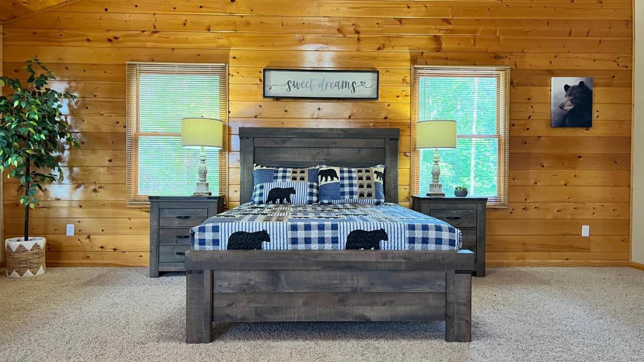 Mistletoe Cabin- Private Cabin W Views, Hottub, Pet Friendly Murphy Eksteriør billede